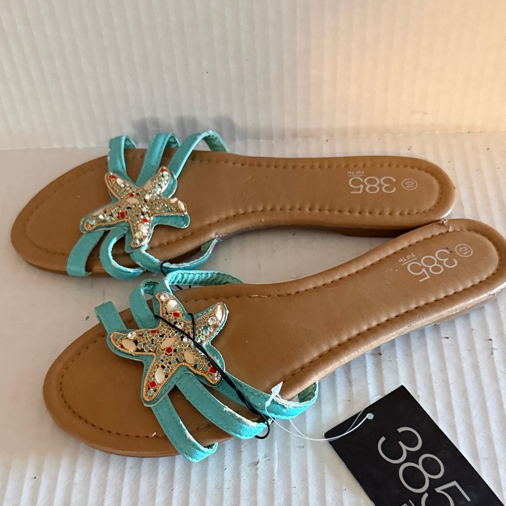 Starfish Embellished Turquoise Sandals